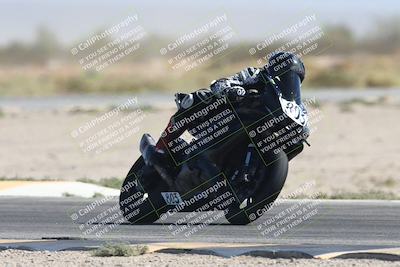 media/Oct-04-2025-CVMA (Sat) [[408bcdd6e4]]/Race 4-Formula Middleweight (Holeshot)/